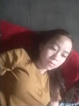 tieutam122 online show from February 15, 11:12 pm