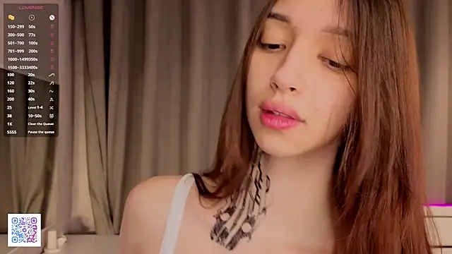 Snapshot of CoraleeSpadlin chatting on November 29, 4:10 pm CoraleeSpadlin online show from November 29, 4:10 pm