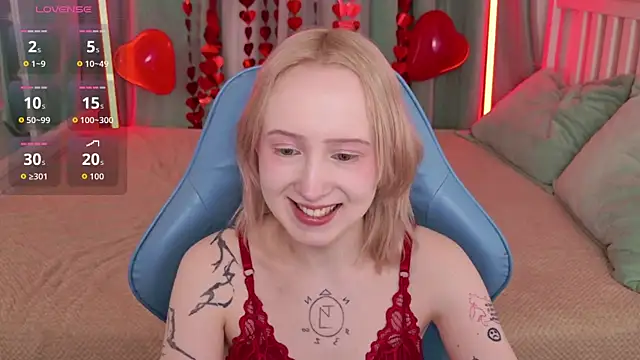 Snapshot of _Babyface_ chatting on February 7, 12:31 pm Babyface online show from February 7, 12:31 pm