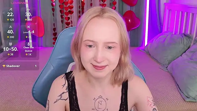 Snapshot of _Babyface_ chatting on February 8, 12:41 pm Babyface online show from February 8, 12:41 pm