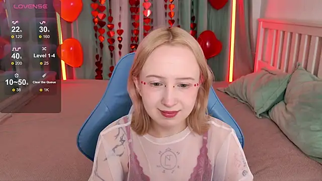 Snapshot of _Babyface_ chatting on February 14, 12:24 pm Babyface online show from February 14, 12:24 pm