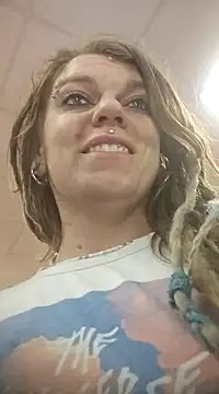 Snapshot of Horny_hippie chatting on February 23, 6:28 am Horny hippie online show from February 23, 6:28 am