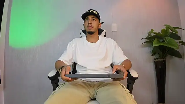 Brand Collins online show from February 5, 11:26 am