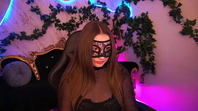 NaomiBaae online show from December 15, 10:03 pm