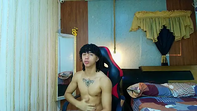 kim curlyy online show from April 6, 3:02 pm