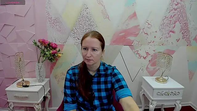 Snapshot of Sally-well chatting on December 1, 9:14 am Sally-well online show from December 1, 9:14 am