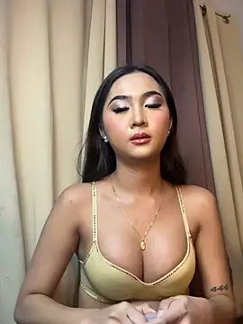 Diannellove online show from May 16, 5:23 pm