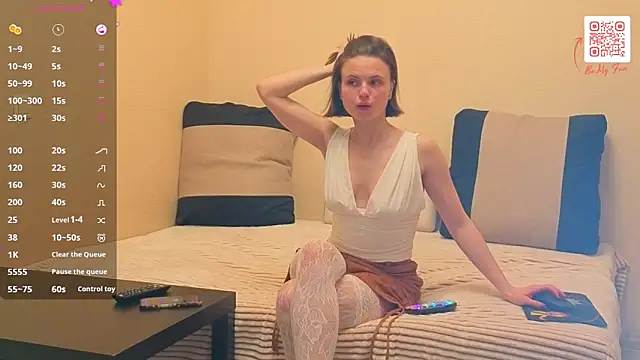 AlexaLurexx online show from February 21, 3:24 pm