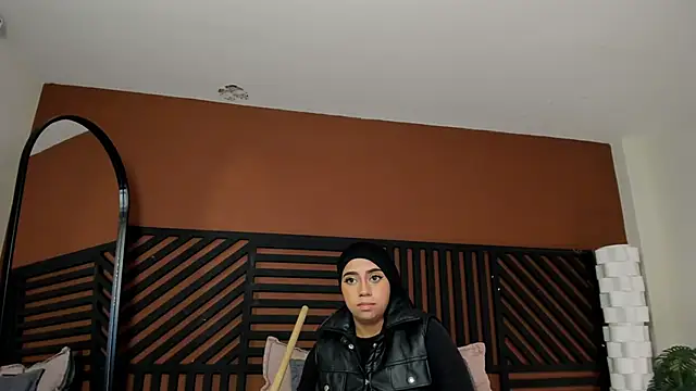 luna cute   online show from March 8, 2:15 am