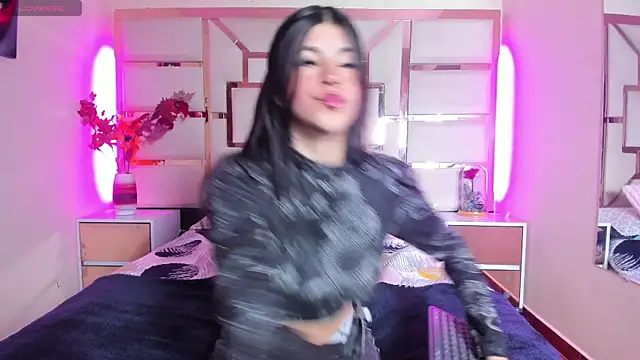 alexandra venuss online show from March 30, 8:21 pm