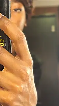 GenesisJordan online show from April 14, 8:15 pm