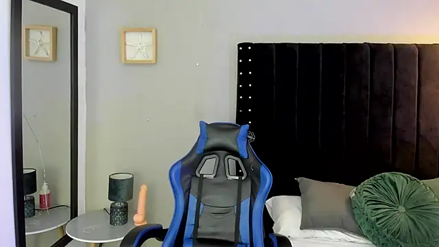 Bryan robayo5 online show from January 14, 11:16 am