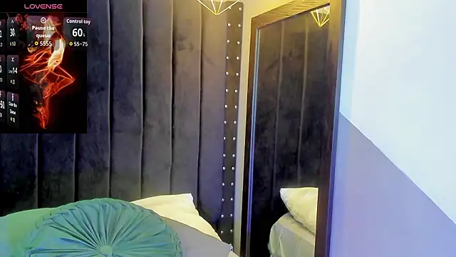 Bryan robayo5 online show from March 2, 11:17 am