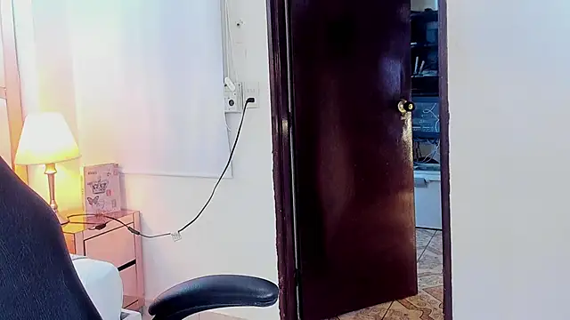 sussy lonndun online show from January 16, 10:14 pm