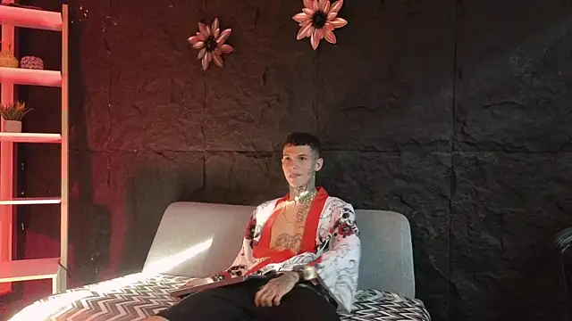 Paulo 527 online show from December 21, 8:49 pm