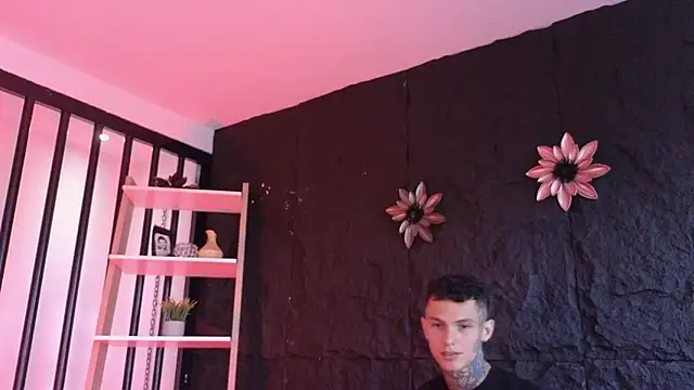 Paulo 527 online show from January 9, 9:27 pm