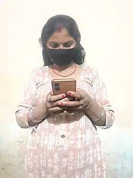 Pooja bhabhi00 online show from December 18, 3:18 pm