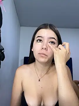 Alice Kitsu online show from November 27, 10:06 am