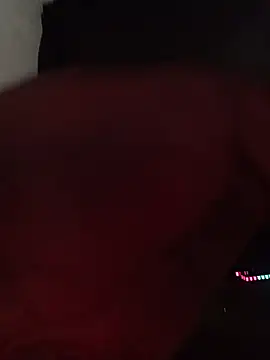 theyllorwillian online show from May 15, 11:34 pm