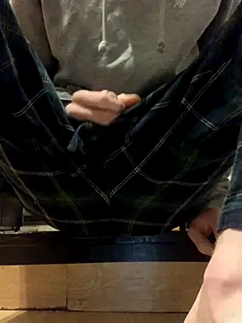 Snapshot of showaginge chatting on November 26, 3:51 am showaginge online show from November 26, 3:51 am