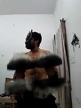 Snapshot of Amit22122 chatting on June 23, 3:37 am Amit22122 online show from June 23, 3:37 am