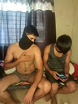 Snapshot of Amit22122 chatting on June 30, 4:46 am Amit22122 online show from June 30, 4:46 am