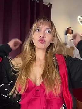   PrettyWoman   online show from November 30, 11:31 pm