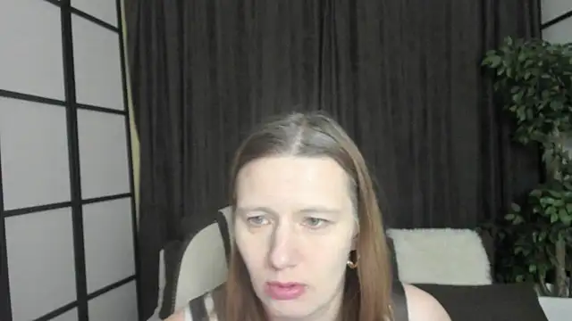 KathrineMeyer online show from December 17, 2:06 am