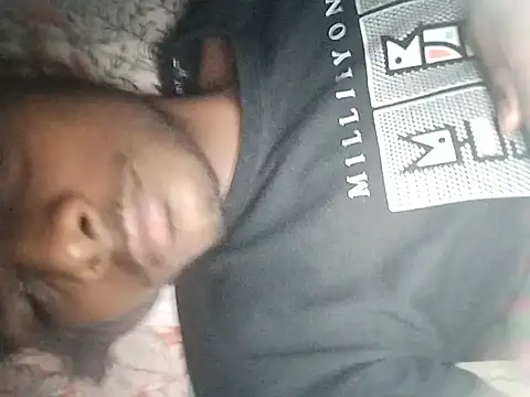 Snapshot of male_hub chatting on November 28, 5:26 pm male hub online show from November 28, 5:26 pm