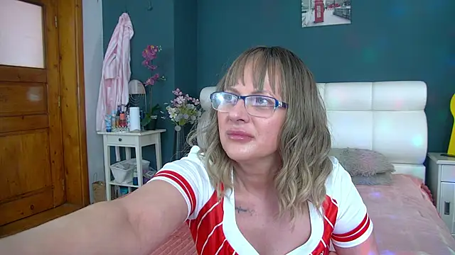 Cougar Milff online show from April 19, 2:16 pm