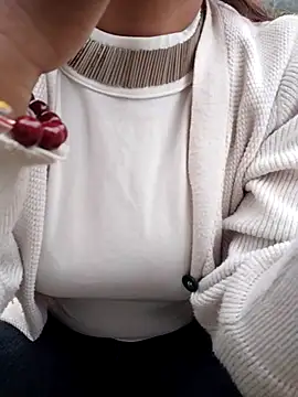 mumu661 online show from December 23, 12:19 am