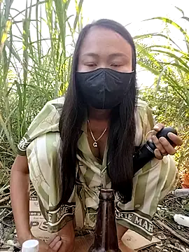 Snapshot of LoveDirty3x chatting on December 1, 12:37 am LoveDirty3x online show from December 1, 12:37 am