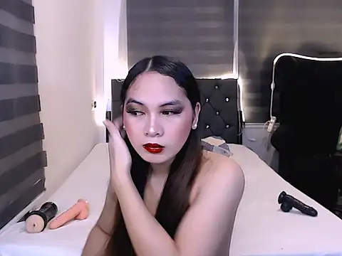 sylvannia cumslut online show from December 3, 1:57 am