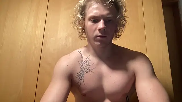 Snapshot of AlexBarczuk chatting on February 17, 1:40 pm AlexBarczuk online show from February 17, 1:40 pm