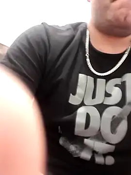 mrmav6969 online show from December 4, 9:51 am