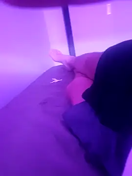 mrmav6969 online show from December 4, 9:56 pm