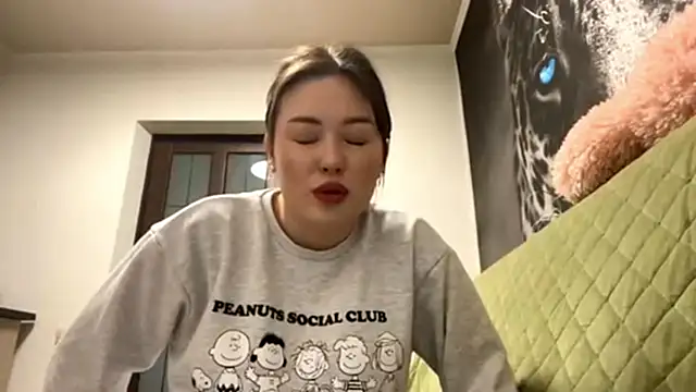 CurietHana1 online show from January 18, 12:09 pm