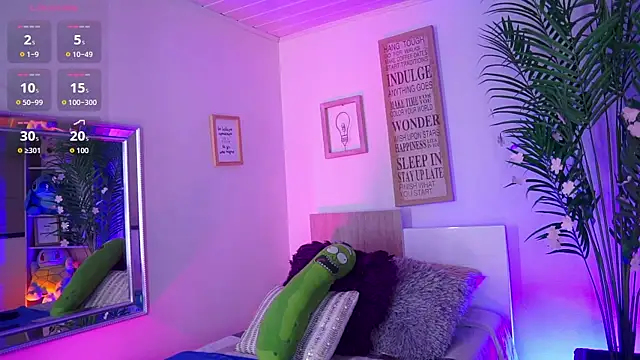 dakotaa 01 online show from March 25, 3:07 pm