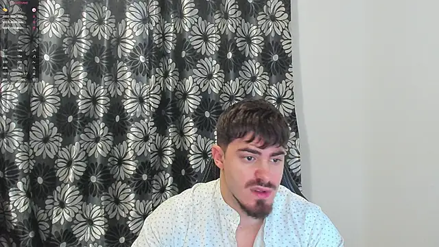 Snapshot of greekgod199 chatting on February 4, 4:29 am greekgod199 online show from February 4, 4:29 am
