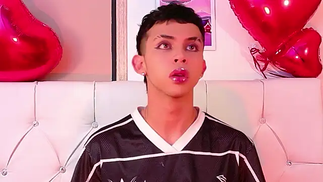 Prince Apolo online show from February 17, 8:37 pm