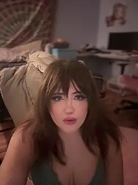 fawnypaws  online show from November 26, 10:11 pm