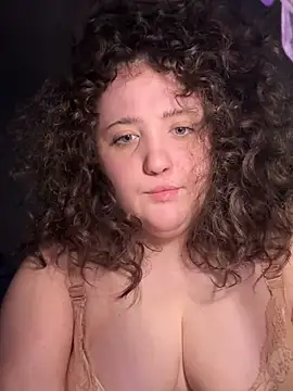 fawnypaws  online show from November 28, 9:12 am