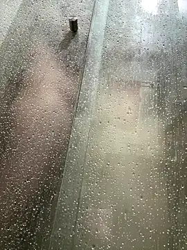 Criss      online show from November 26, 11:28 pm