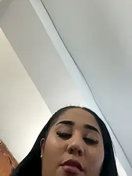 69scarlet funny online show from November 28, 3:58 pm