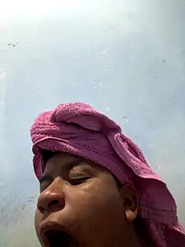 sapequinhas2 online show from November 27, 3:25 pm