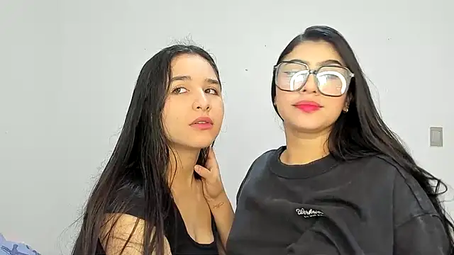 ROUS SWEET  online show from December 15, 3:49 pm