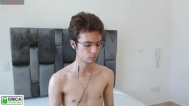 Snapshot of SaccharineSin chatting on November 30, 6:23 pm SaccharineSin online show from November 30, 6:23 pm