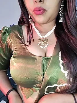 Snapshot of Muskan4156 chatting on May 8, 7:36 am Muskan4156 online show from May 8, 7:36 am