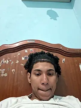 nvh18Aklzim online show from February 21, 5:52 am