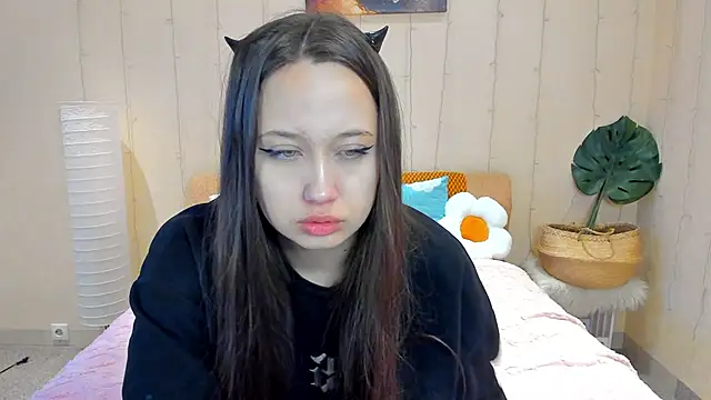 Carolina-sky online show from April 8, 1:27 am